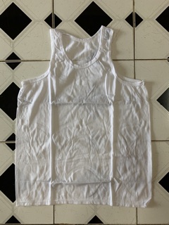 Áo thun trắng ba lỗ