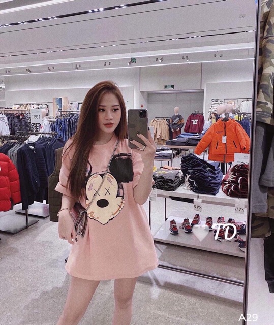Áo thun phom rộng dấu quần siêu xinh