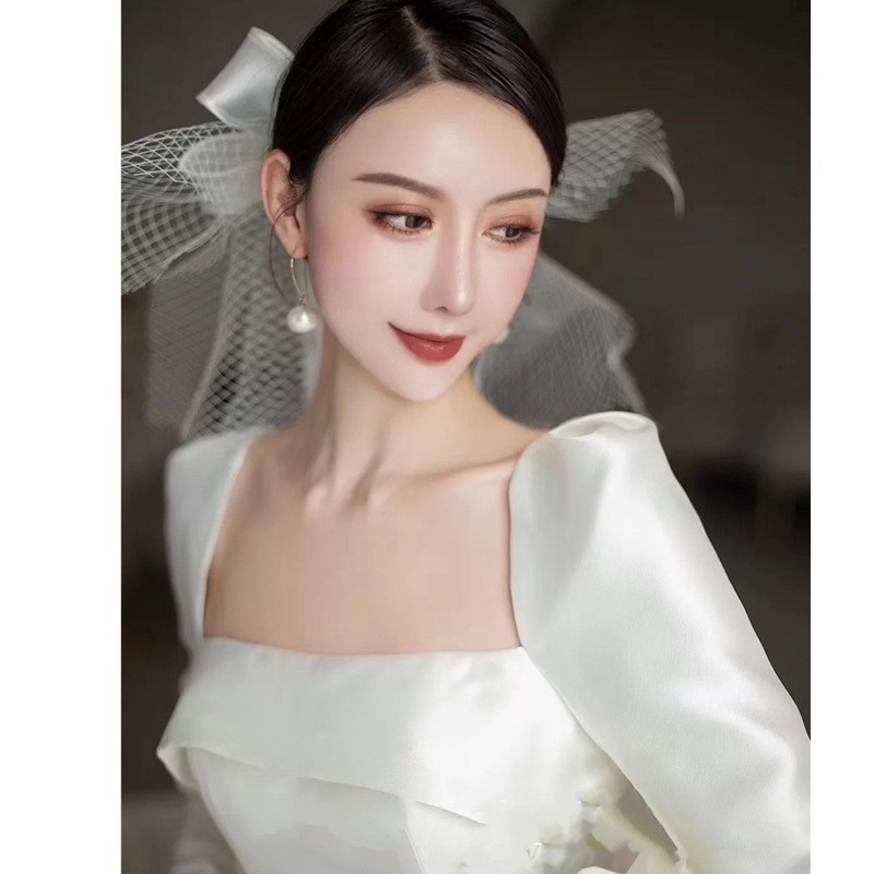 VOAN NƠ CÀI TÓC CÔ DÂU MÀU TRẮNG DỄ THƯƠNG