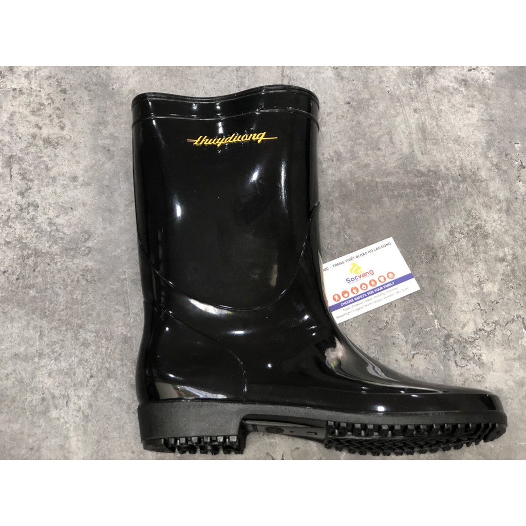 Ủng lội nước màu đen chất lượng cao Thùy Dương size nữ, PVC