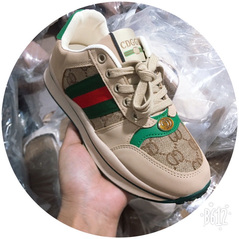 giầy thể thao nữ mẫu mới hót nhất năm đế nhẹ mềm êm chân !!