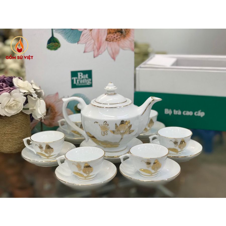 Bộ Bình Trà Đèn Thần Vẽ Sen Vàng - Bộ Ấm Chén Bát Tràng, Quà Tặng Gốm Sứ