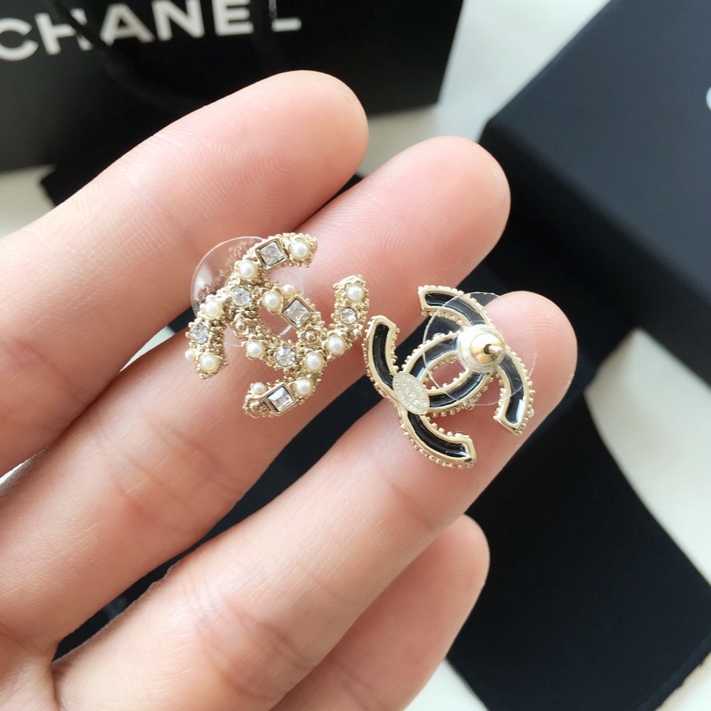 Thương Hiệu C Khuyên Tai Ngọc Trai Thời Trang Cùng Một Phiên Bản Chất Liệu Thời Trang Đẹp Tinh Tế