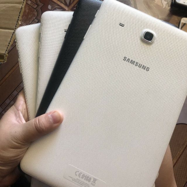 Máy tính bảng sam sung tab E 9,6 inch