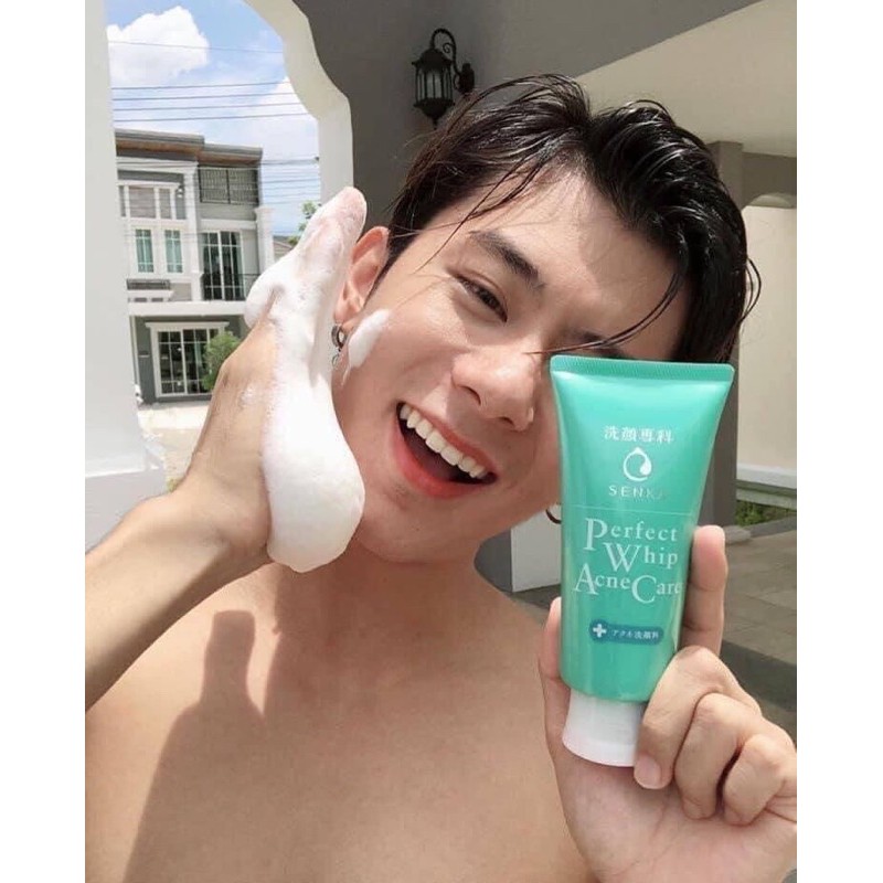 Sữa Rửa Mặt Senka Perfect Whip Acnes Care Dành Cho Da Mụn 100gr
