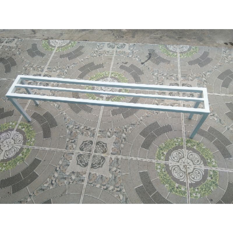 Kệ sắt kê chậu cây - hoa Dài 70cm, Rộng 15- 20cm. Chất liệu hộp thép vuông 14mmx14mm