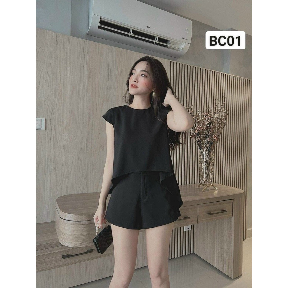 Sét bộ đồ nữ thời trang kiểu dáng lạ mắt sành điệu