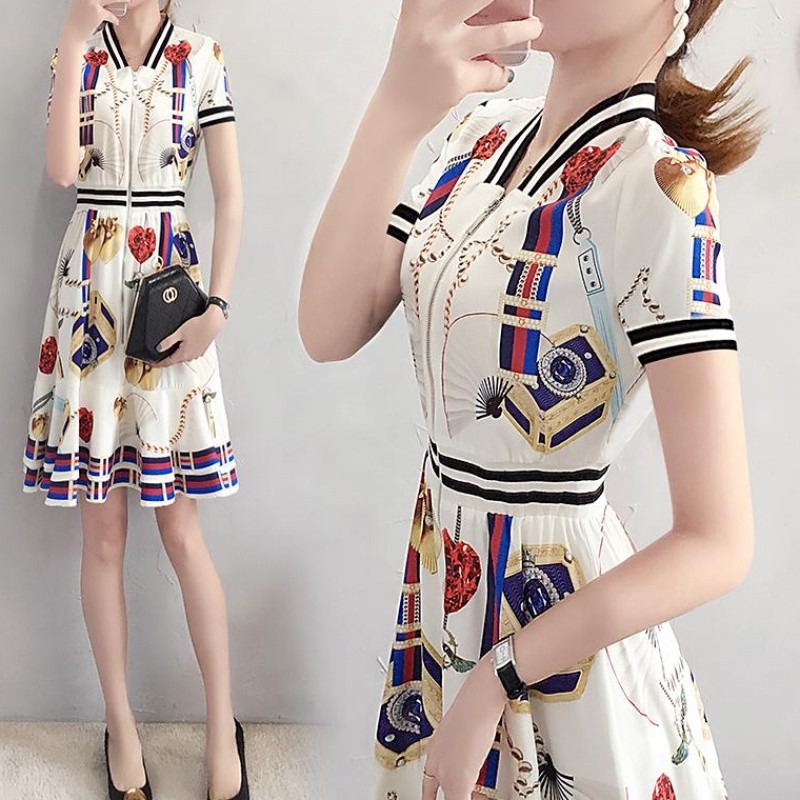 Đầm xòe in họa tiết