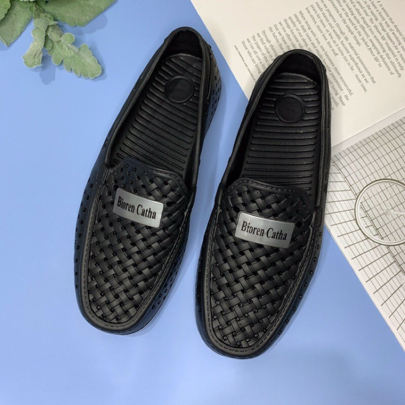 Giày siêu nhẹ lỗ nam đi mưa BIOREN CATHA
