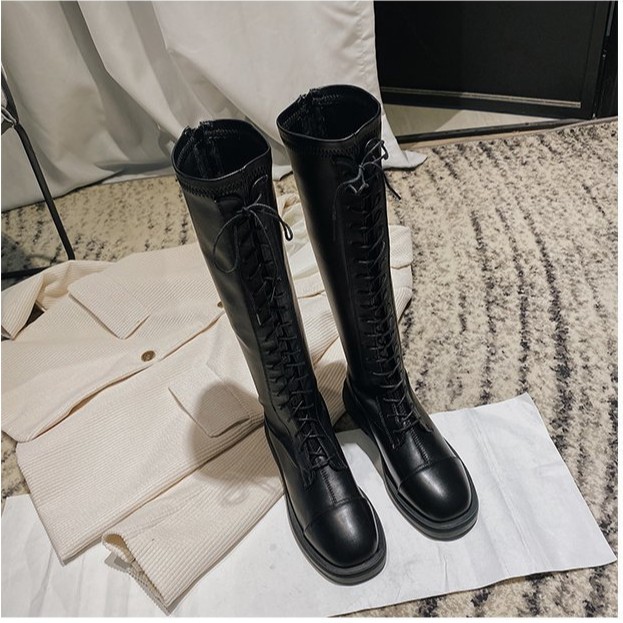 Giày bốt cổ cao mũi tròn gót thấp phối dây cột và khóa kéo ở mặt trước | BigBuy360 - bigbuy360.vn