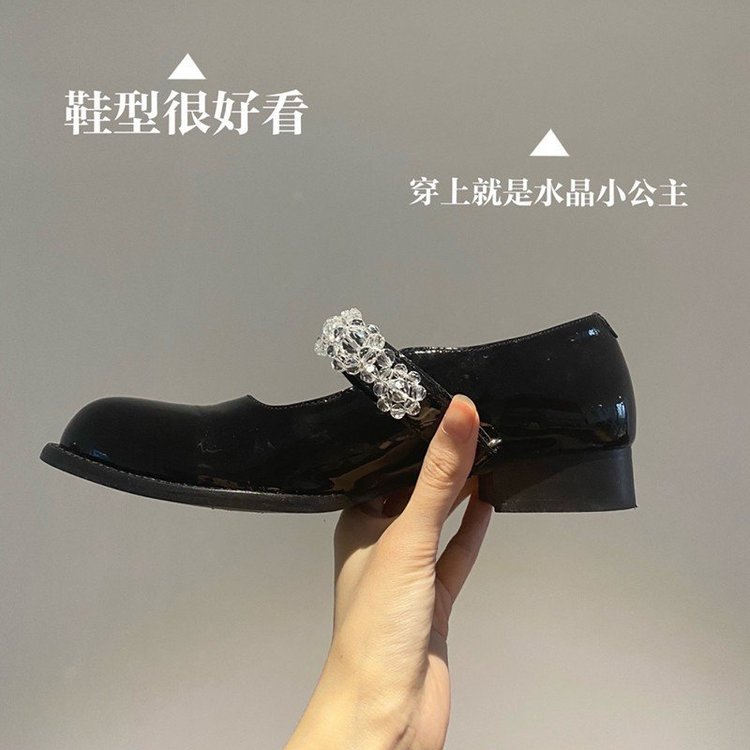 Giày da đế thấp kiểu dáng đơn giản trẻ trung cho nữ | BigBuy360 - bigbuy360.vn