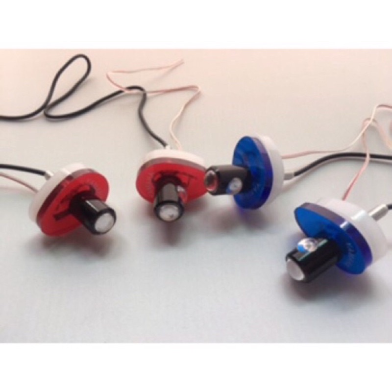 Xi nhan mutyl kèm đệm led gắn cho các dòng xe siêu đẹp