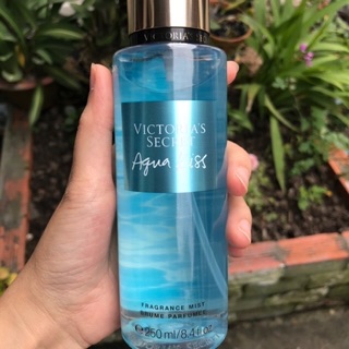Xịt thơm mist tông nước hoa Victoria's Secret - Aqua Kiss - Fragrance Mist 250mL