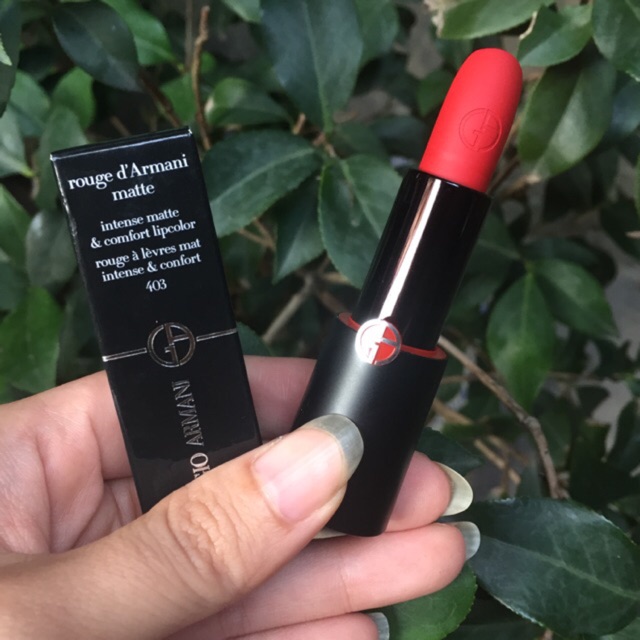 armani lucky red