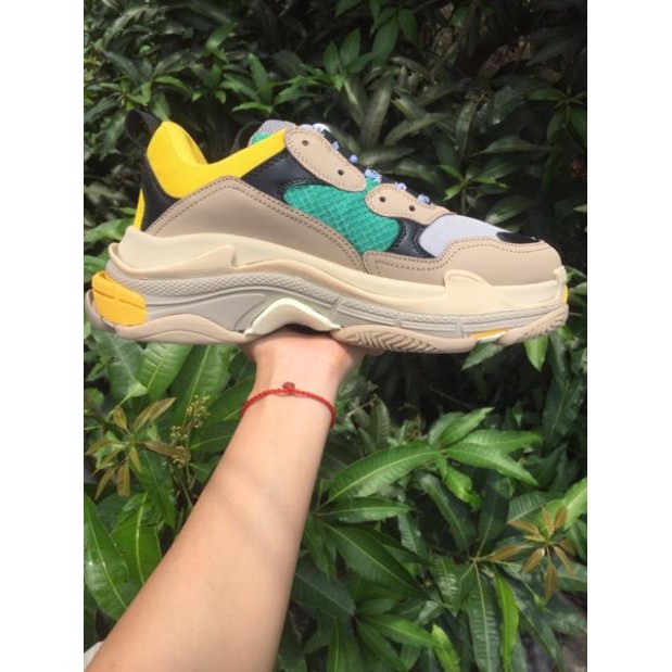 H [Video+ảnh thật] Giày Balenciaga Triple S đế tách phân tầng màu xanh vàng Xịn Nhất 2020 . A12 : ₛ 1212 | . .