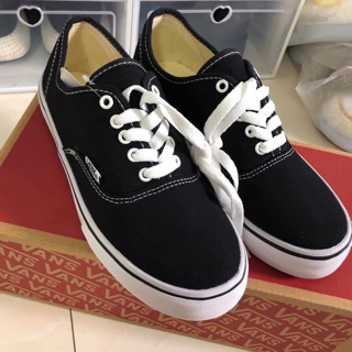 [Ảnh tự chụp] VANS CLASSIC đen/trắng FULL BILL BOX