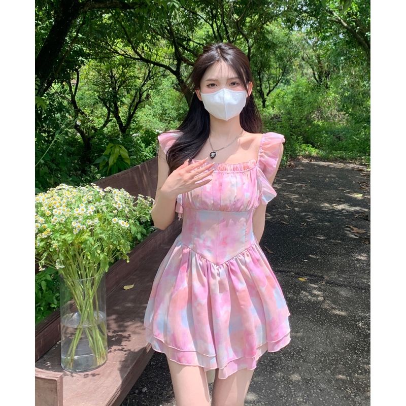 Đầm Hai Dây Dáng Ôm Cổ Vuông Phong Cách Thời Trang Mùa Hè 2022 Dễ Phối Đồ