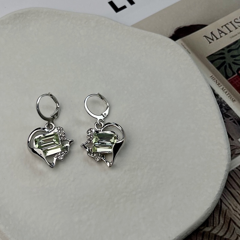 Đôi Khuyên Tai Nữ Phong Cách Hàn Quốc Xinh Xắn