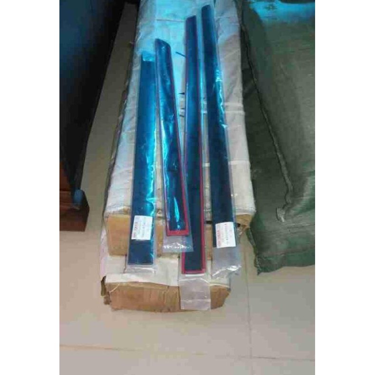 Nẹp cửa Lacetti 04-09 -tặng vòng xoay hương hoa