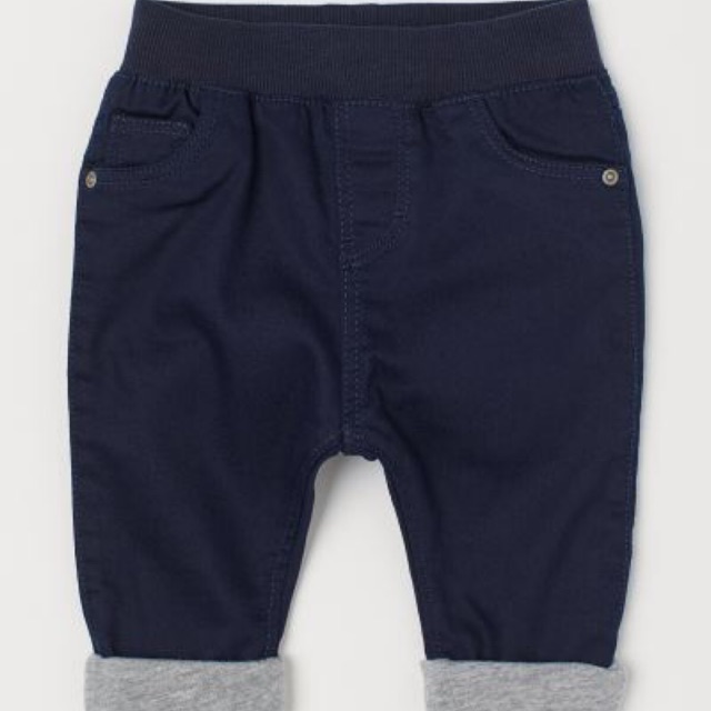 Quần lót nỉ + áo cổ cao