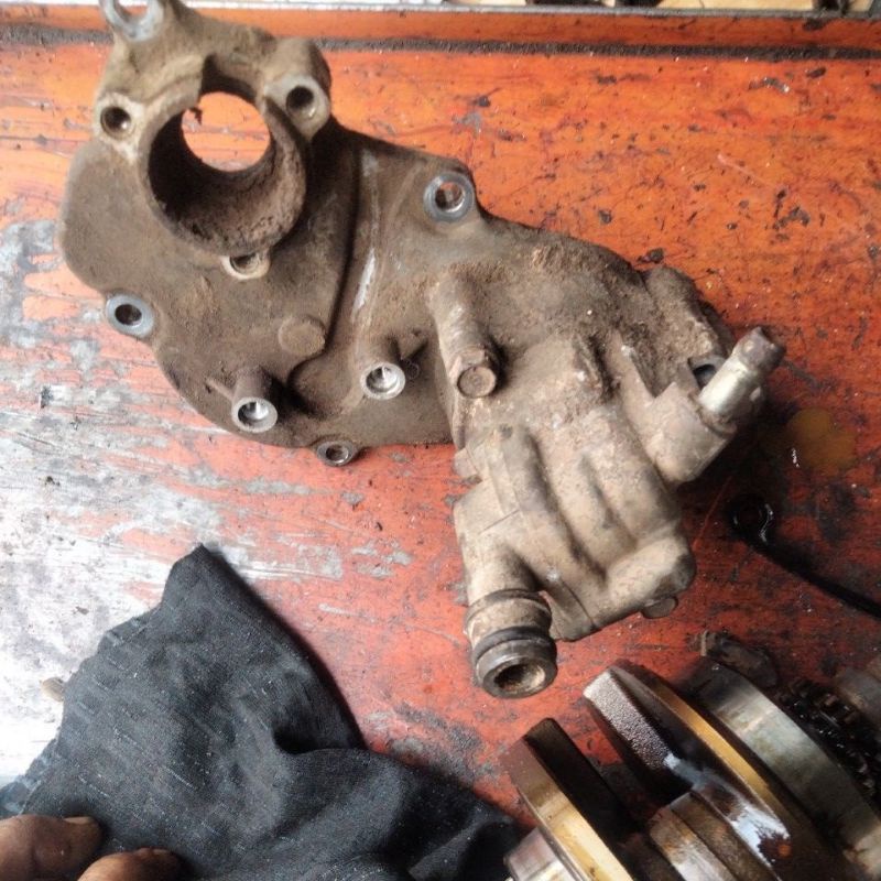 Cụm bơm nước SCR+lead hàng rả xe bao êm