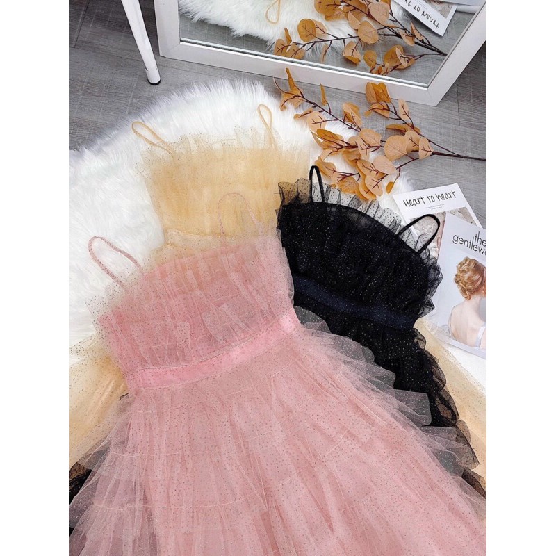 ĐẦM XOÈ TẦNG CÚP NGỰC