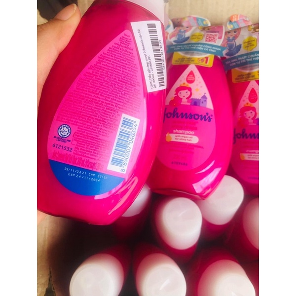 Dầu gội cho bé Johnson's Active Kid bóng mềm mượt 200ml