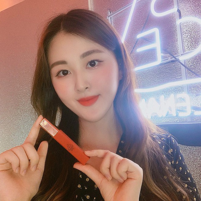 Son Kem Siêu Lì, Mịn Môi 3CE Cloud Lip Tint