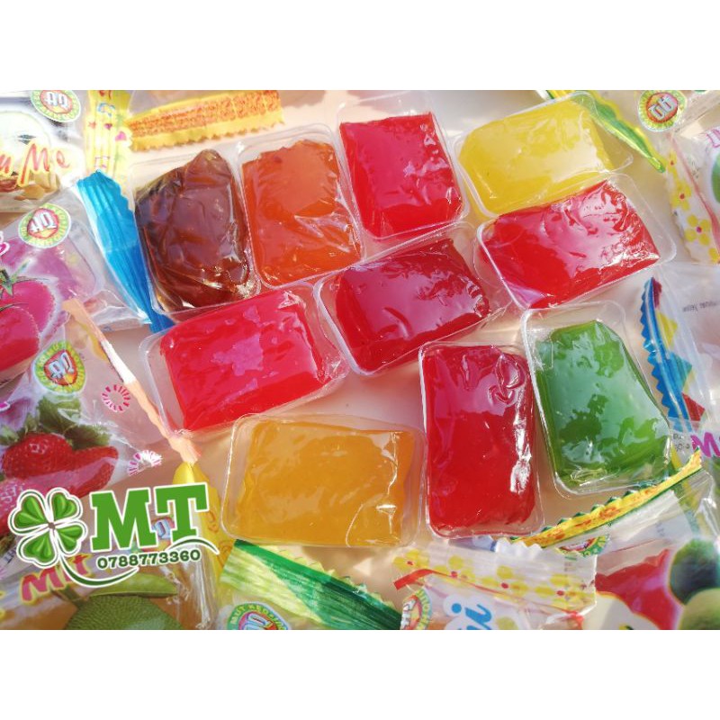 Mứt trái cây thập cẩm 14 loại 1kg ( xoài, mít, sơri, bưởi, khóm,cam, nho, dâu, mãng cầu, mãng cầu me, ổi, cốc, dứa sữa)