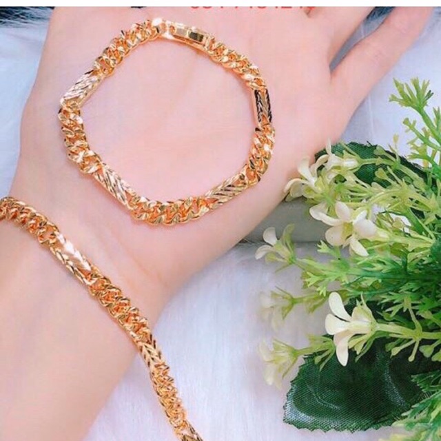 Lắc tay nữ dát vàng 18k mẫu mới về NoBrandUnisex