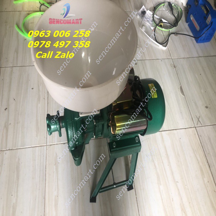 Máy Nghiền Xay Vỡ Các Loại Hạt Ngũ Cốc Cho Câu Và Làm Thức ăn Cho Gia Súc , Gía Cầm.