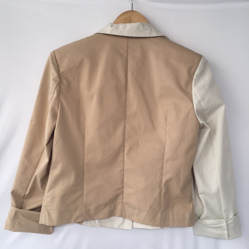 Siêu phẩm blazer độc lạ