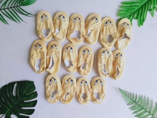 Giầy Vịt Vàng HM cho bé