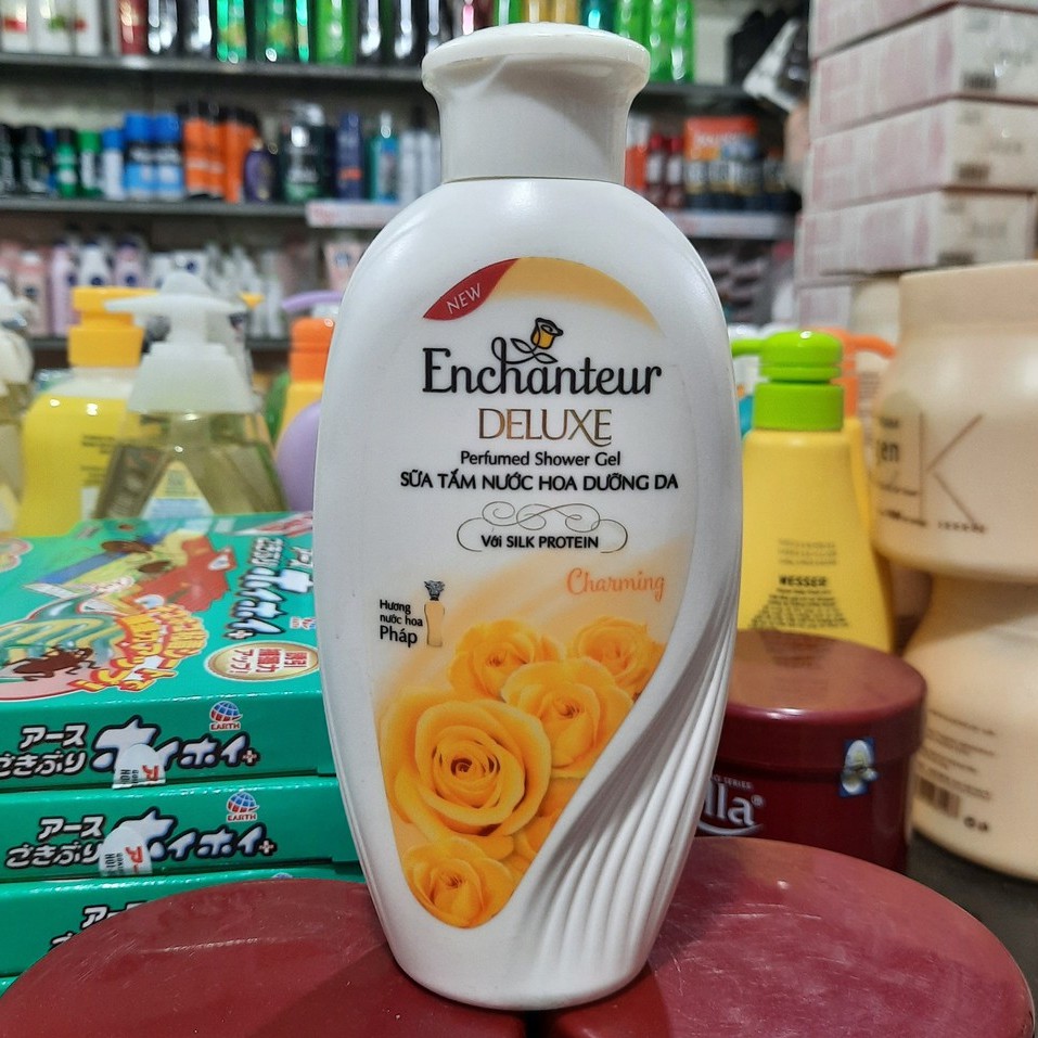 Sữa tắm Enchanteur Charming 180g