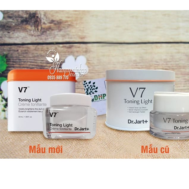 Kem dưỡng da V7 Toning Light mini size 15ml - MoCi Cosmestics