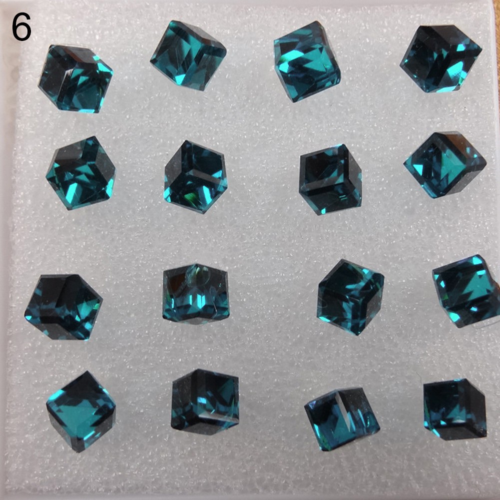 Set 8 đôi hoa tai hoạ tiết hình học không gây kích ứng