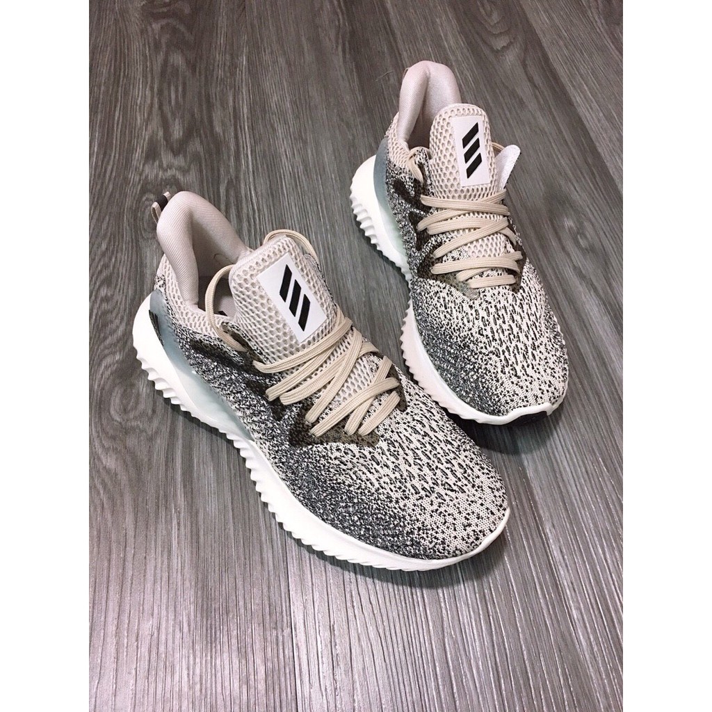(Ảnh thật 100%) Giày alphabounce muối tiêu (Full box)