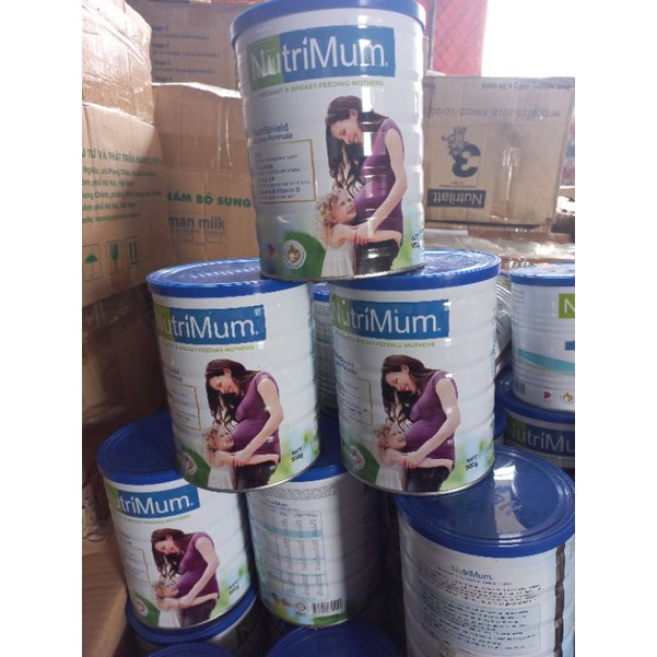 Sữa  hết hạn 900g