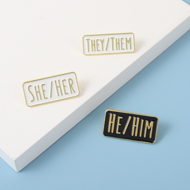 Ghim Cài Áo Hình Chữ Tiếng Anh Pronoun She/Her