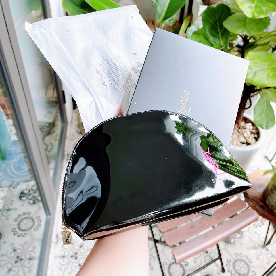 Túi đựng mỹ phẩm, đồ cá nhân YSL - màu đen