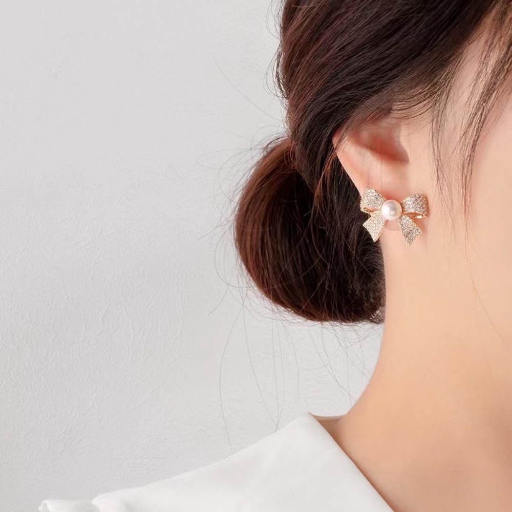 Khuyên Tai Thắt Nơ Đính Ngọc Trai Đơn Giản Cá Tính Hợp Thời Trang Mới Cho Nữ