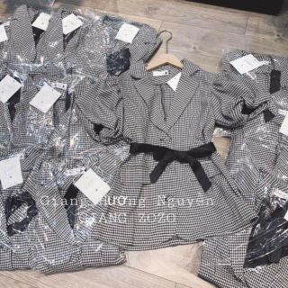 Áo vest kẻ