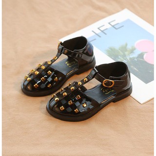 GIÀY SANDAL TÁN ĐINH CỰC CHẤT