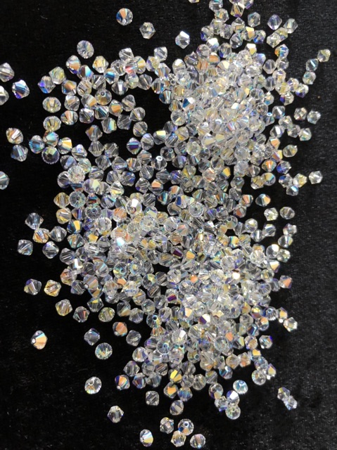 Combo 20 Hạt Pha Lê Nón 4 Ly Pha Lê Áo