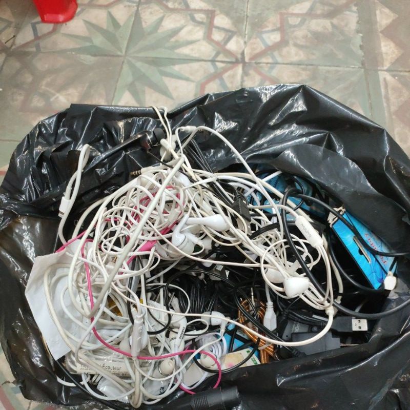 Tay nghe thanh li nghe một bên