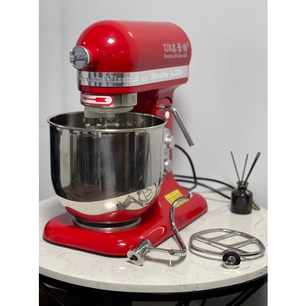 Máy đánh kem trứng 7L