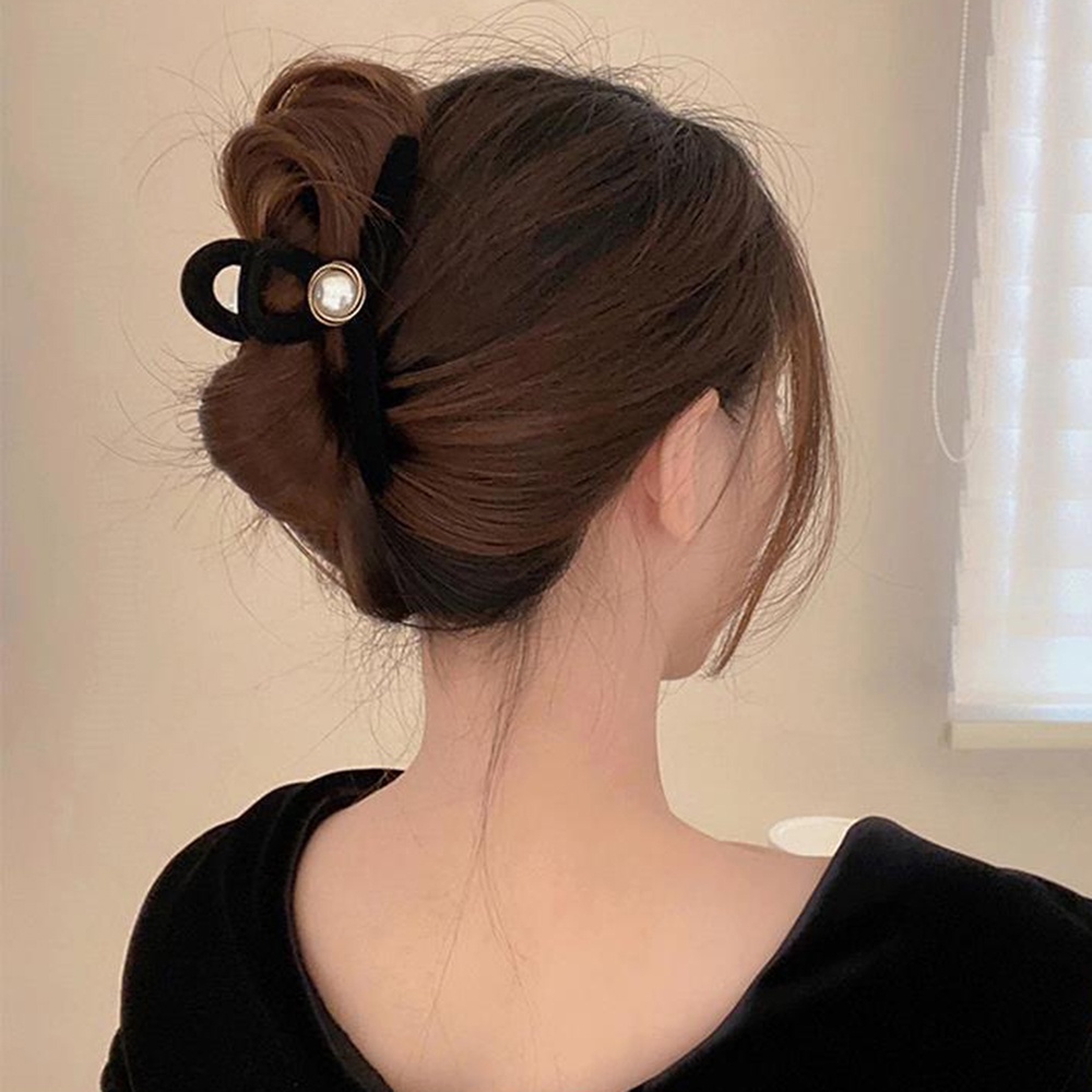 Kẹp Tóc Hình Cá Mập Chất Liệu Nhung Đính Ngọc Trai Giả Thời Trang Cho Nữ