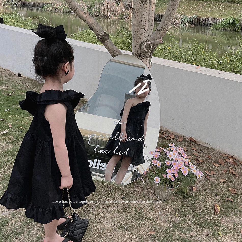 Đầm Không Tay Hở Vai Màu Đen Thời Trang Mùa Hè Dành Cho Bé Gái