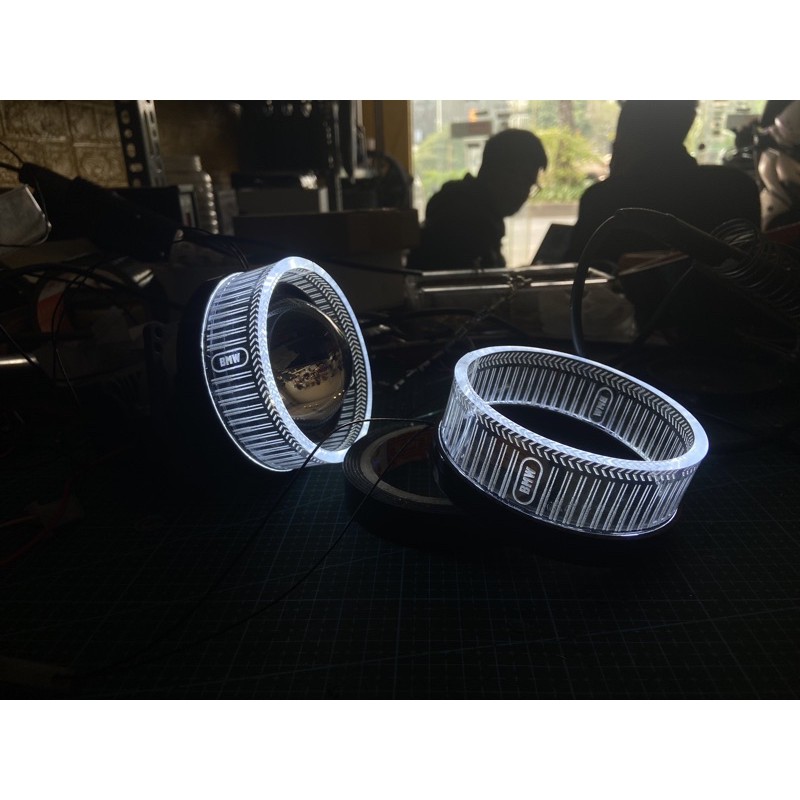 Vòng angel eyes LED kiểu BMW