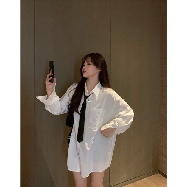 Áo sơ mi túi ngực dài tay kèm cà vạt chất đũi form rộng mix gile diện Tết